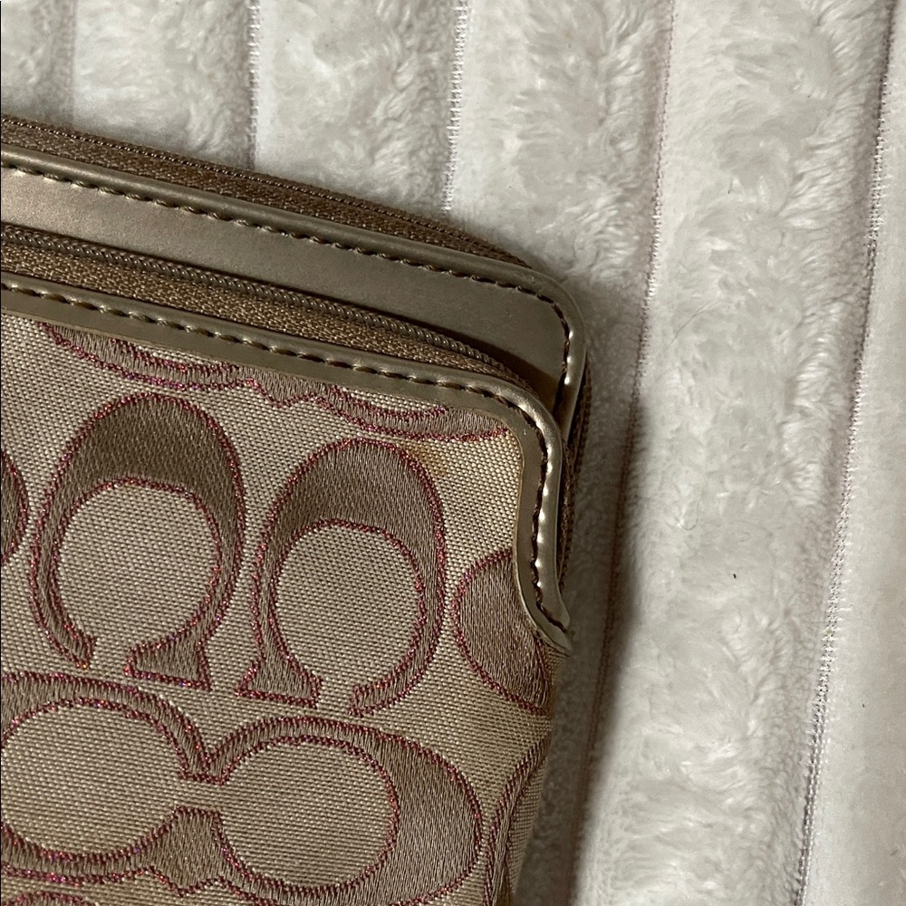 Coach Wristlet - Picture 3 of 10